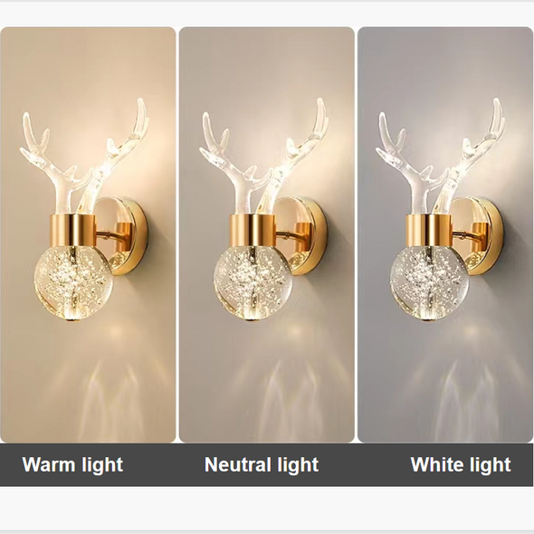Reindeer wall lamp